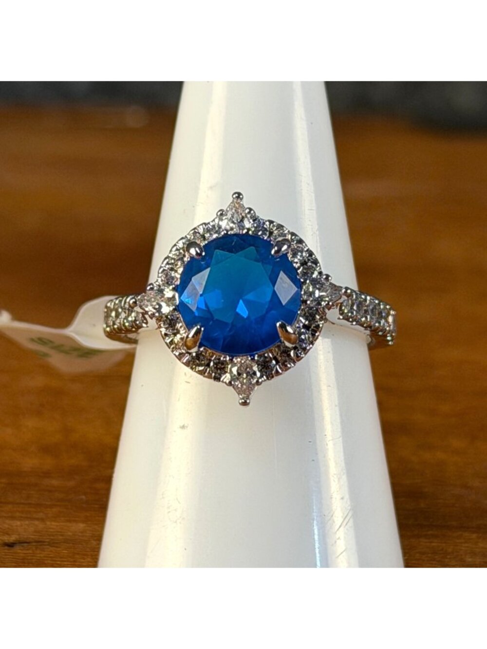 Ring Bomb Party Ring # 2937 Size 8, fashion jewelry, glam, brilliant